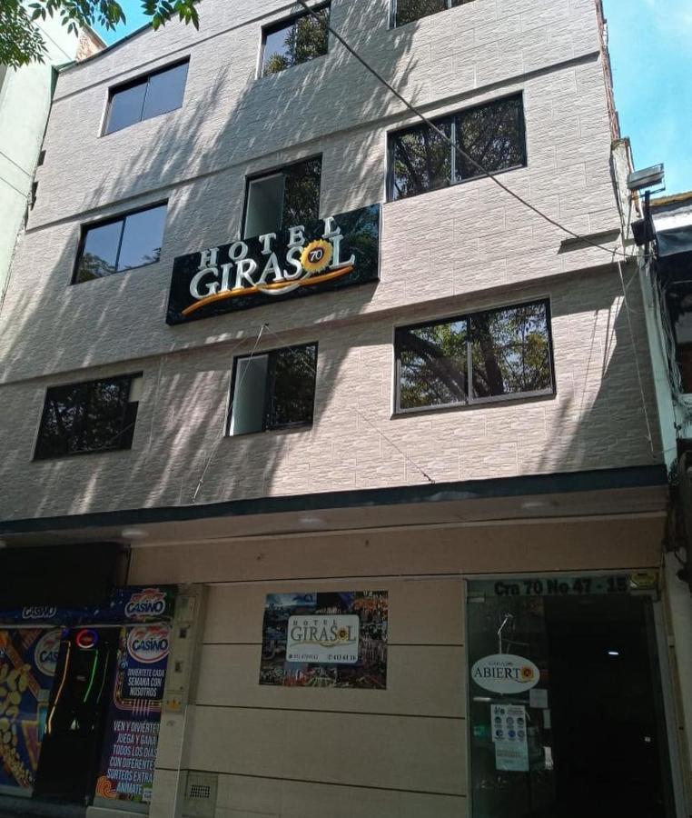 Hotel Girasol 70 ميديلين المظهر الخارجي الصورة