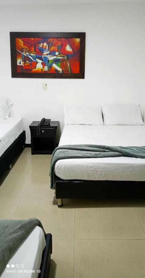 Hotel Girasol 70 ميديلين المظهر الخارجي الصورة